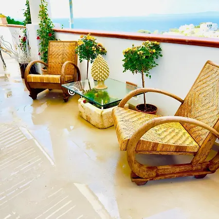 Scala Fenicia 14 By Caprirooms Bed & Breakfast 4*