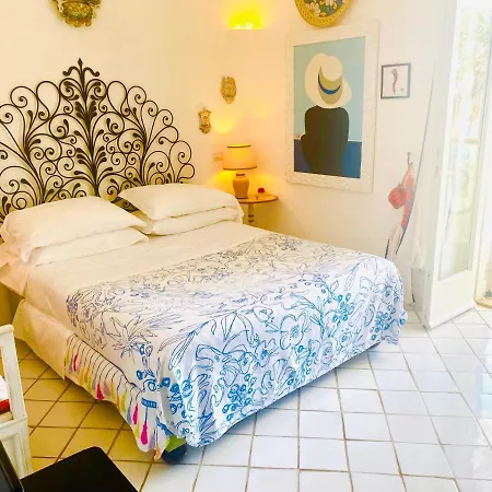 Scala Fenicia 14 By Caprirooms Capri