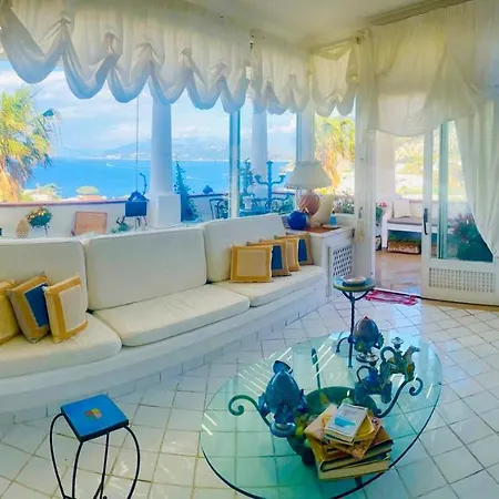 Bed & Breakfast Scala Fenicia 14 By Caprirooms 4*