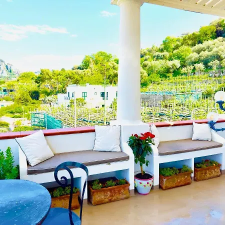 Bed & Breakfast Scala Fenicia 14 By Caprirooms 4*