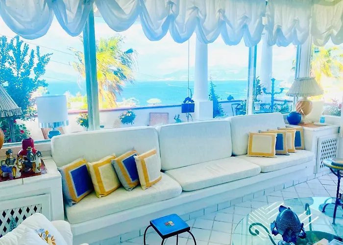 Bed & Breakfast Scala Fenicia 14 By Caprirooms Capri