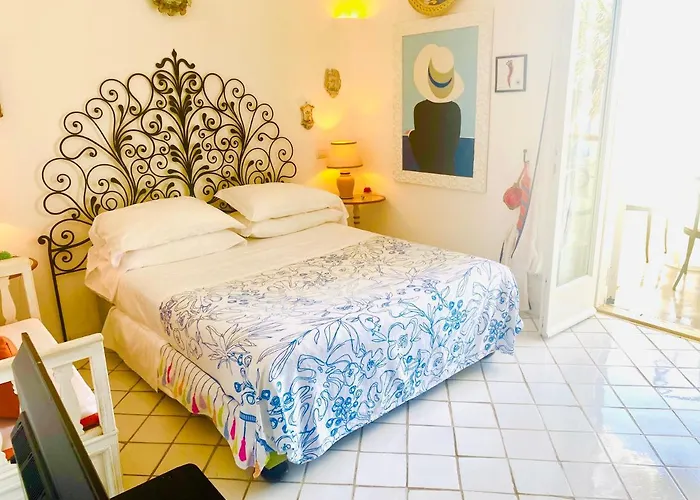 Scala Fenicia 14 By Caprirooms Capri